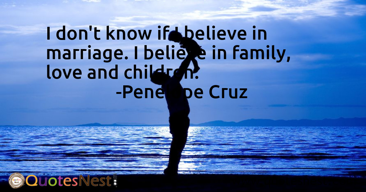 Family_Penelope Cruz_5_small